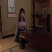 [中文字幕]MRSS-072寝取られ社员旅行女上司の妻が部下达に寝